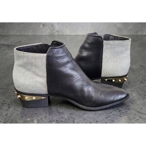 Circus by Sam Edelman Black Leather Speckeled Ankle Boots Gold Stud Heel Women 8